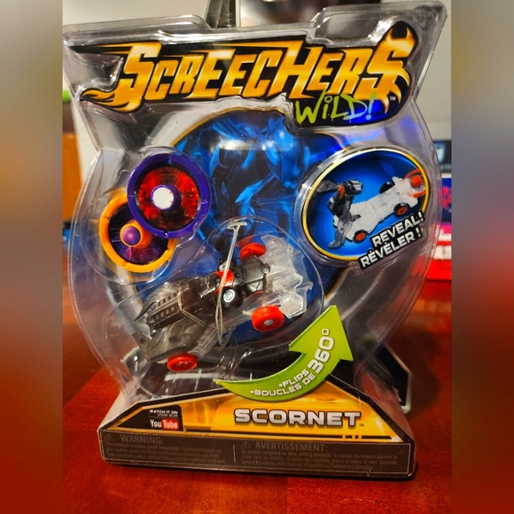 Screechers Wild Scornet Collectible Toy - Picture 1 of 5
